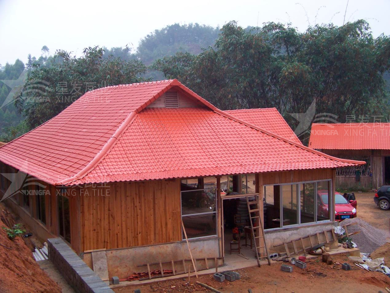南昌合成树脂瓦应用在农场屋面上的好处，比彩钢瓦、石棉瓦更加耐用！